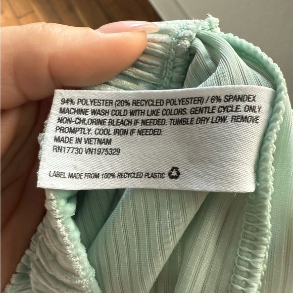 Colsie Light Seafoam Green Shimmer Velvety Stretchy Pull On Lounge Shorts sz: S - Picture 4 of 5